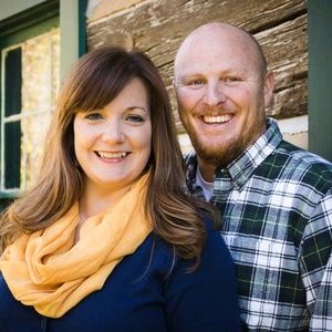 Meet your Posher, Lorie